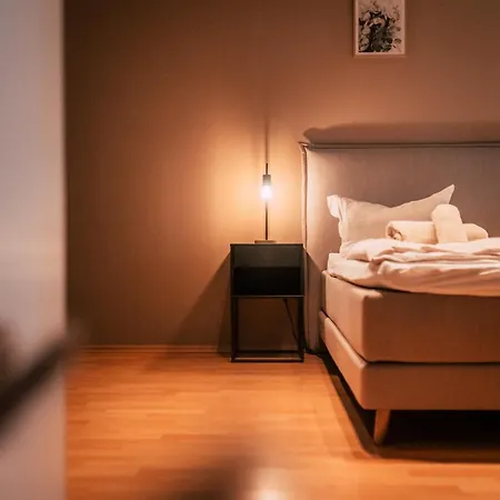 Luga Homes - Chausseehaus Apartment